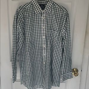 Stafford Travel Button Down
